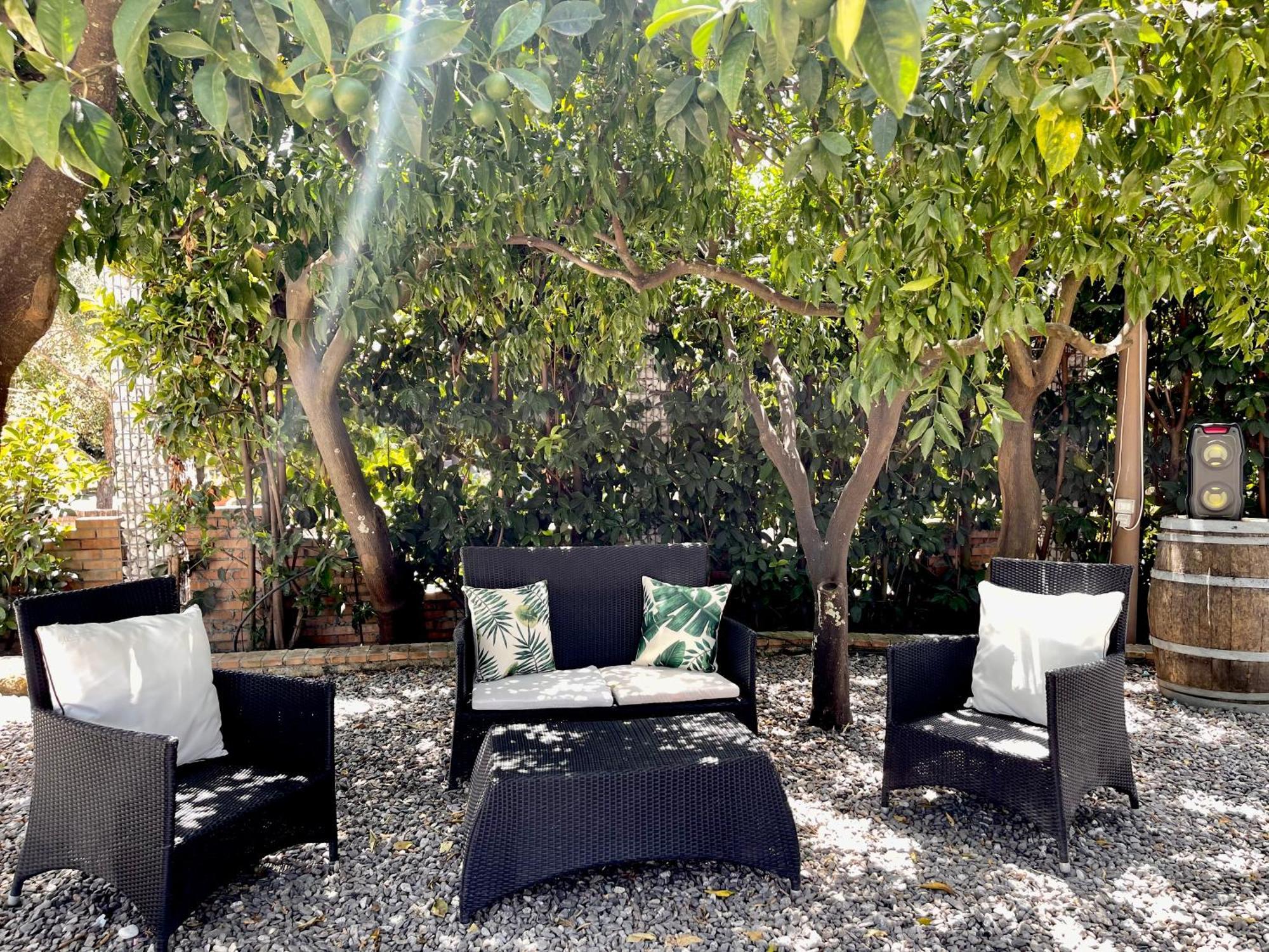 Bed and Breakfast Borgo Camicia In Барчеллона-Поццо-ди-Готто Экстерьер фото