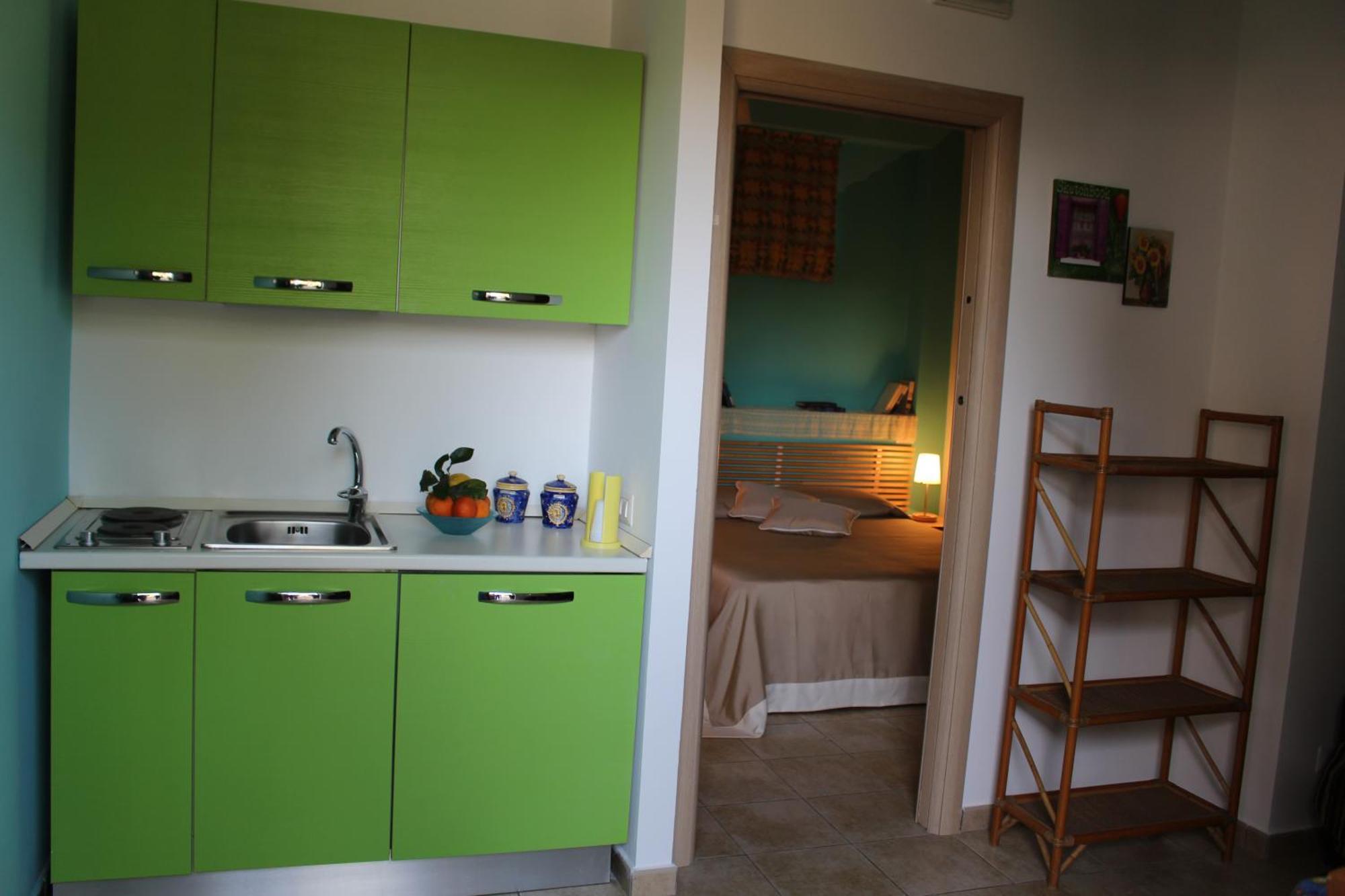 Bed and Breakfast Borgo Camicia In Барчеллона-Поццо-ди-Готто Номер фото