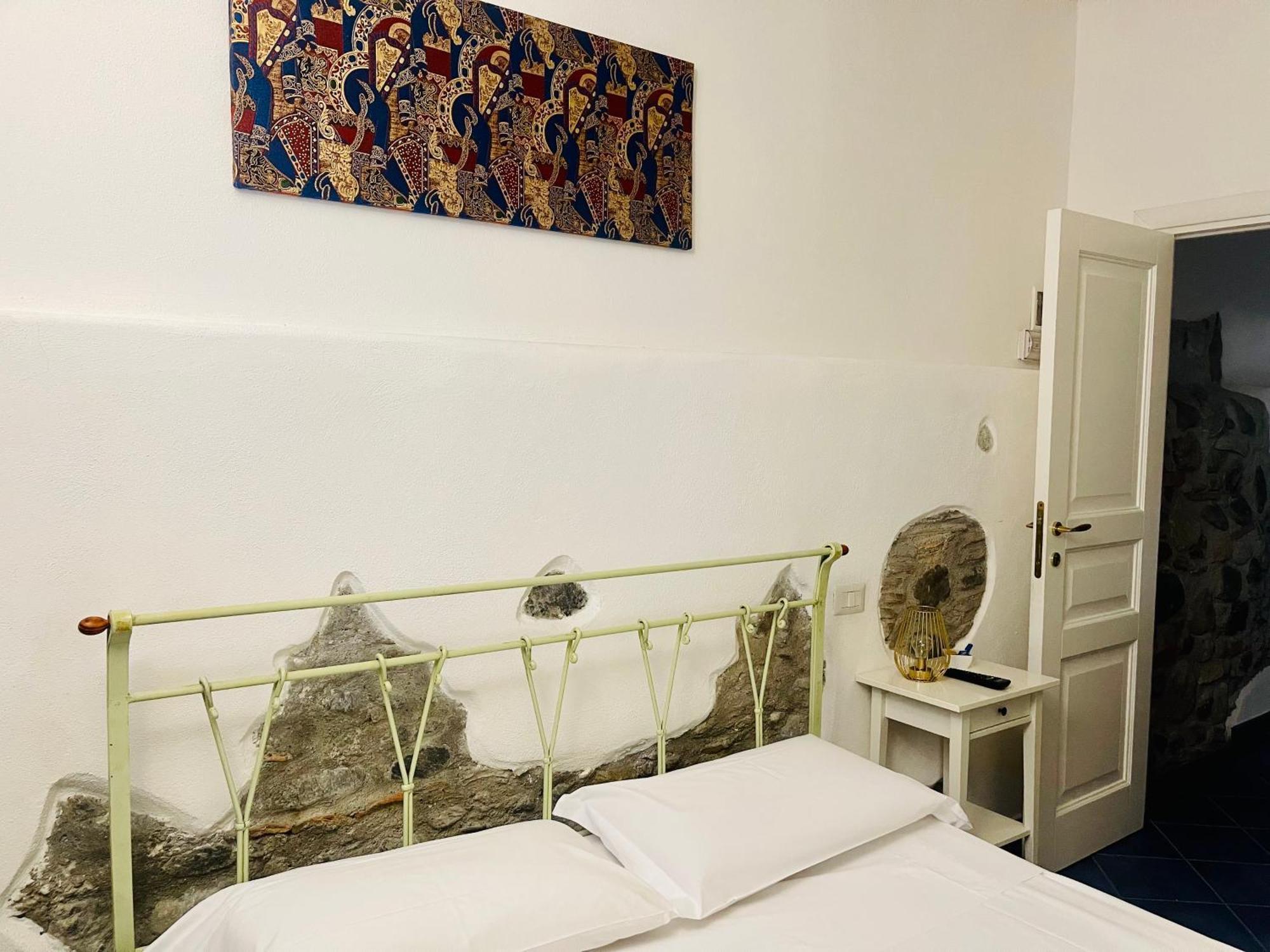 Bed and Breakfast Borgo Camicia In Барчеллона-Поццо-ди-Готто Номер фото